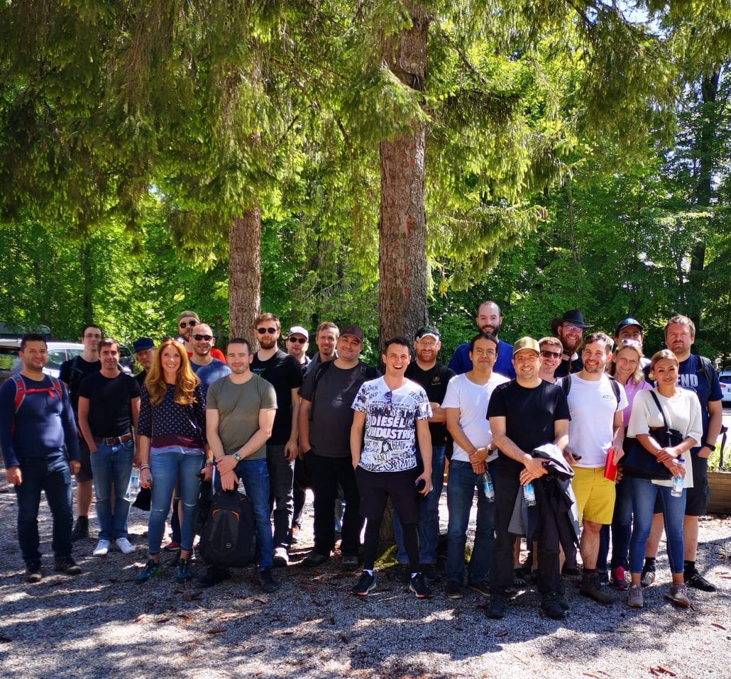 ATIX-Crew on Tour: Geocaching und Nudelsalat am Wasser | ATIX AG